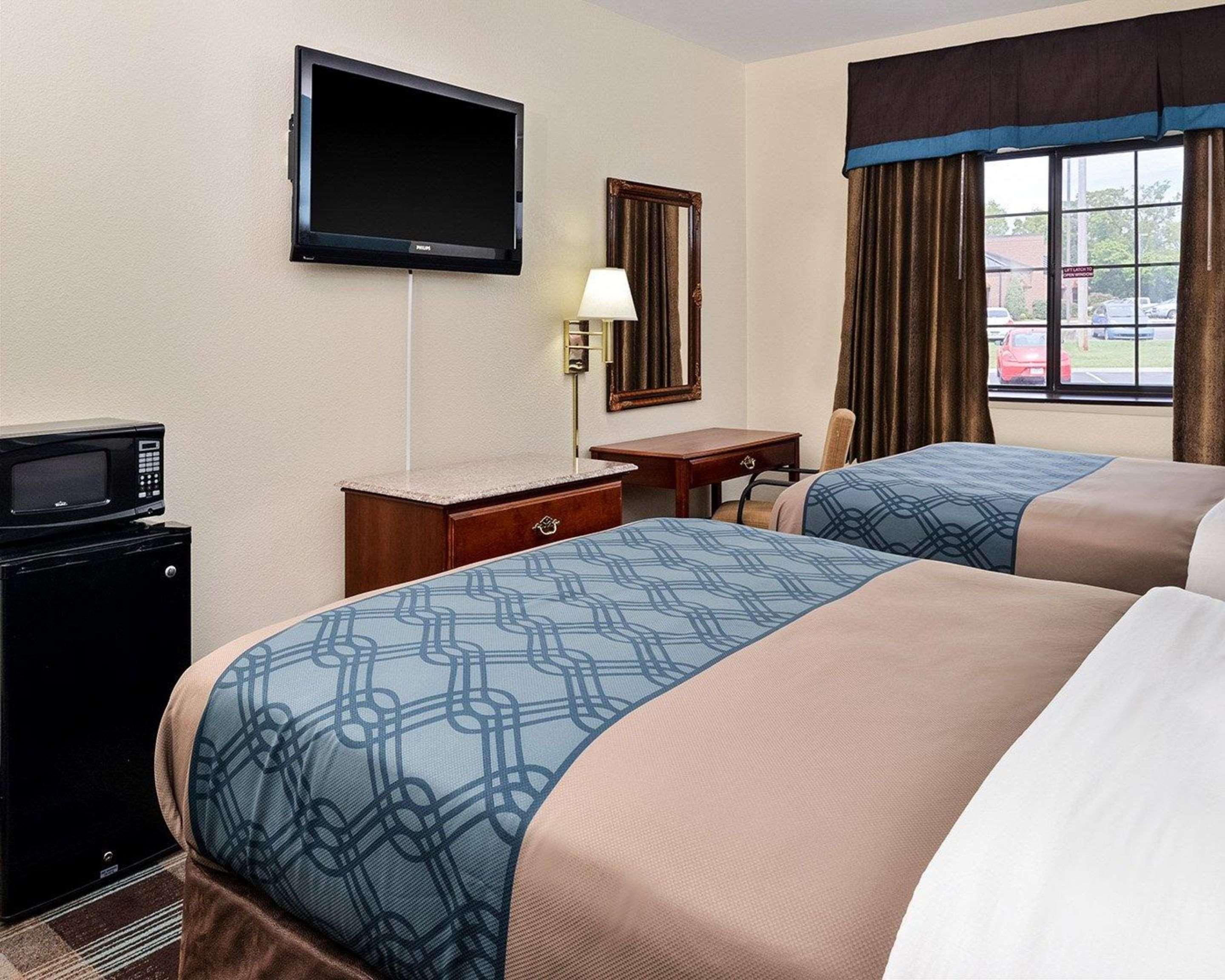Econo Lodge Inn & Suites Shelbyville Eksteriør bilde