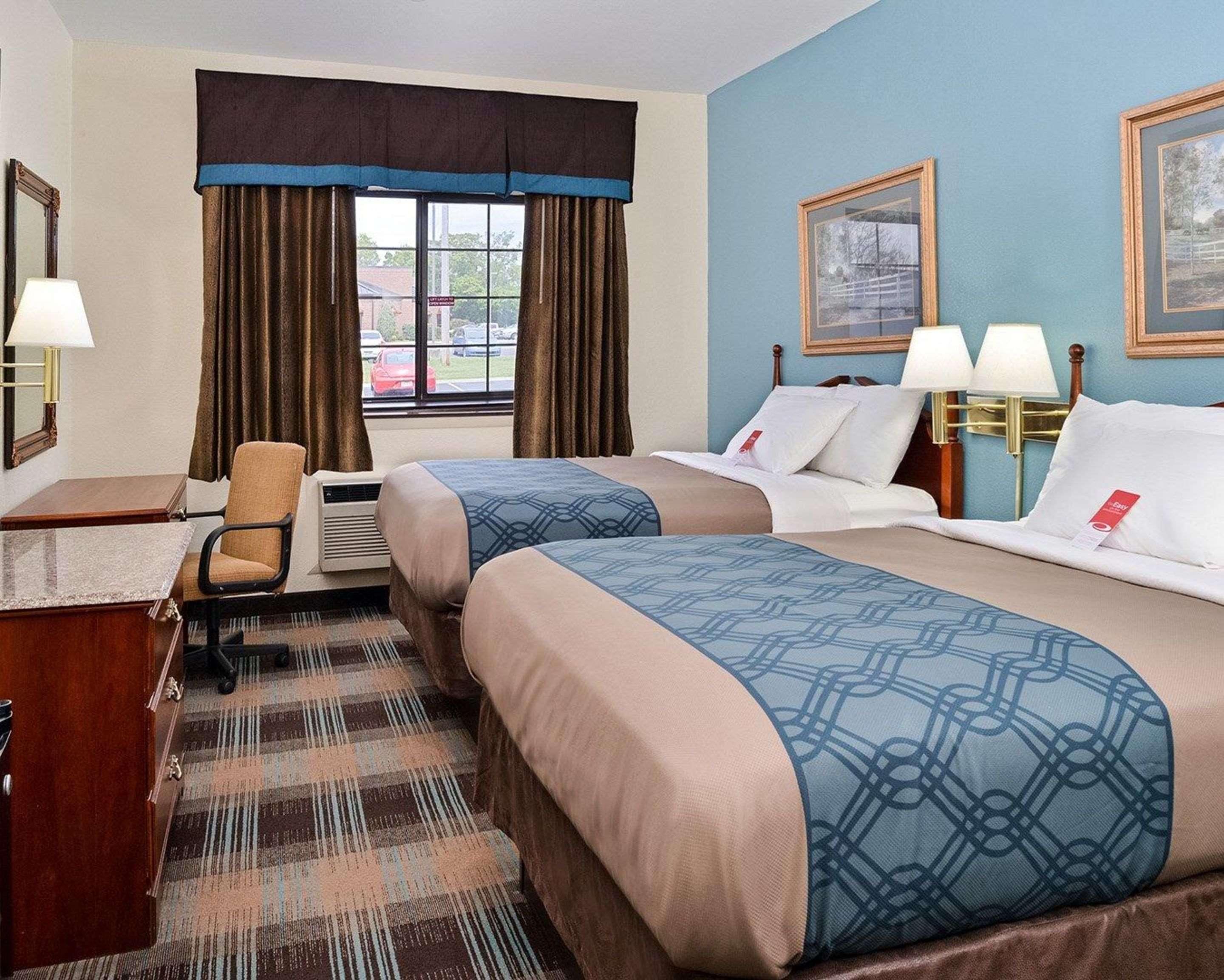 Econo Lodge Inn & Suites Shelbyville Eksteriør bilde