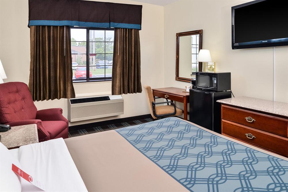 Econo Lodge Inn & Suites Shelbyville Eksteriør bilde
