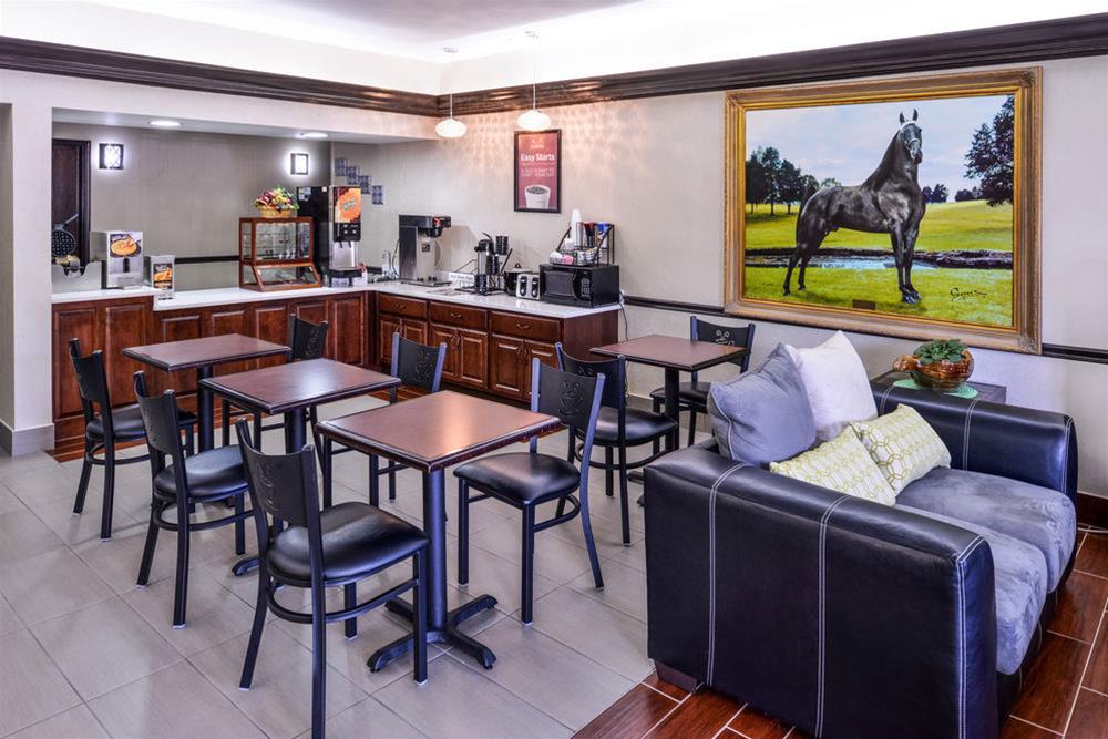 Econo Lodge Inn & Suites Shelbyville Eksteriør bilde