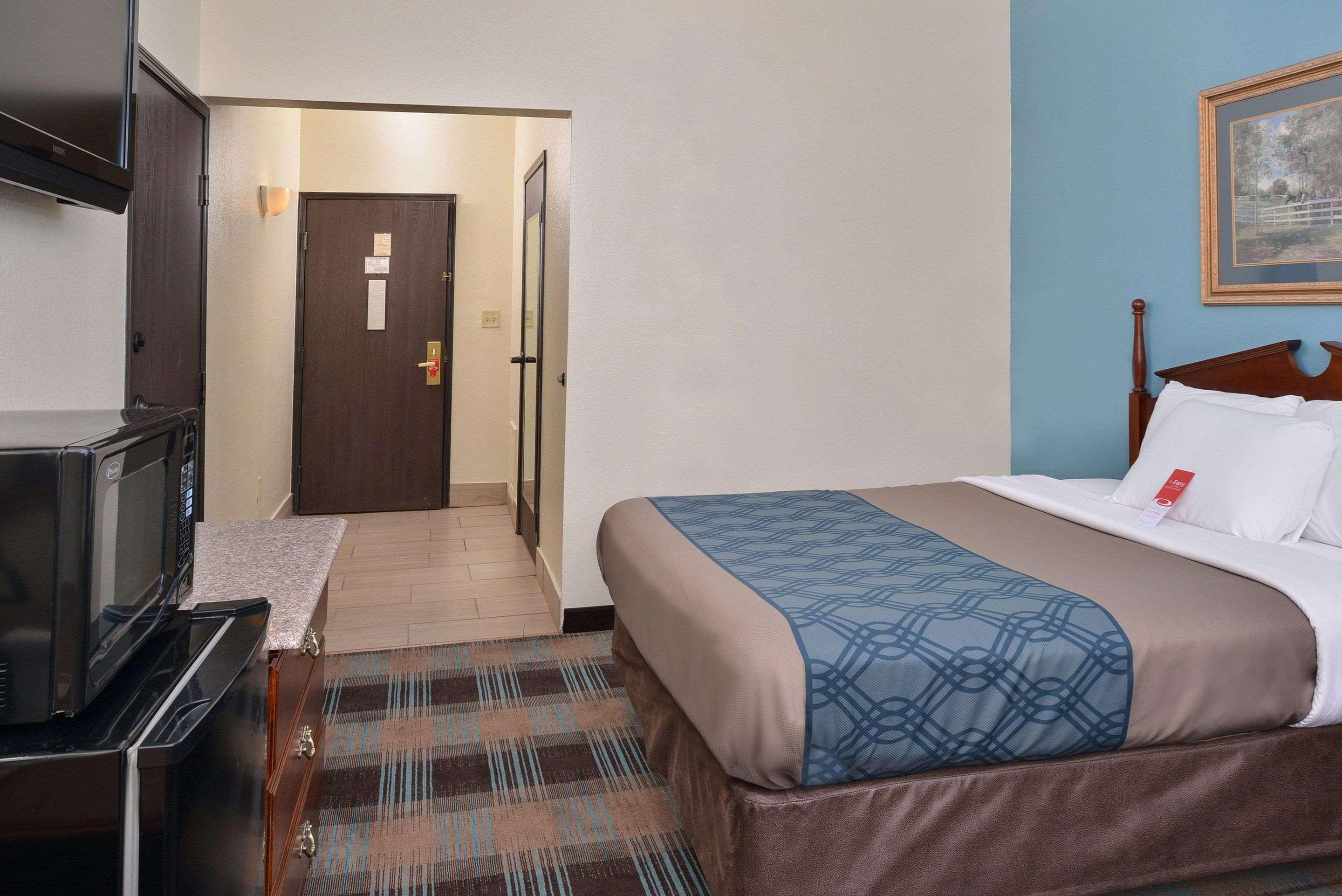 Econo Lodge Inn & Suites Shelbyville Eksteriør bilde