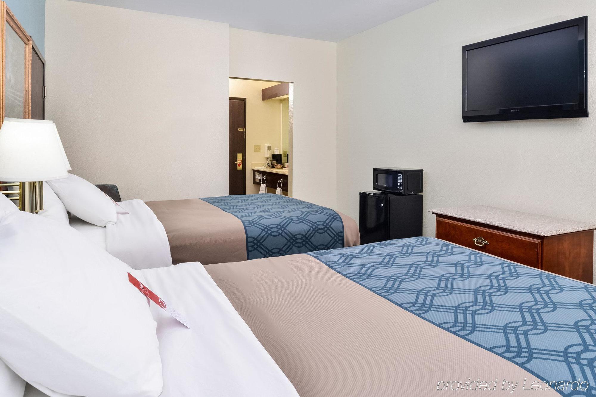 Econo Lodge Inn & Suites Shelbyville Eksteriør bilde